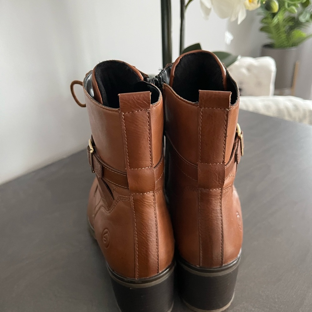 Remonte Brown Lace-Up Leather Ankle Boots - Picture 5 of 9